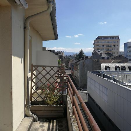 Appartement T4 Lumineux Avec Balcon - 3Eme Etage Sans Ascenseur ตาร์บ ภายนอก รูปภาพ